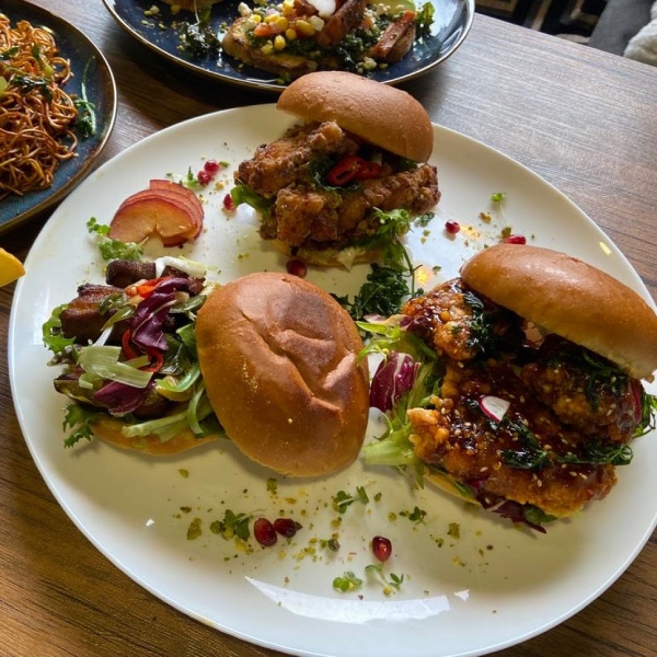  Scottish Korean Fried Chicken Burger with Salad served at Who’s Café. 